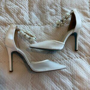 Betsey Johnson White Pearl Strap Wedding Heels Size 6.5